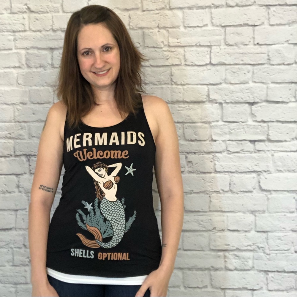 Bear Dance | Mermaids Welcome Graphic Tank Top